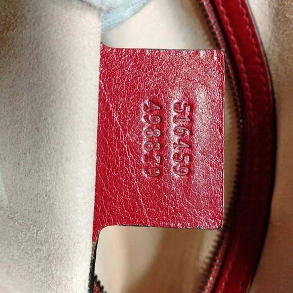 Authentic Gucci Red Leather Hand Bag mon869-110925 - Picture 15 of 16
